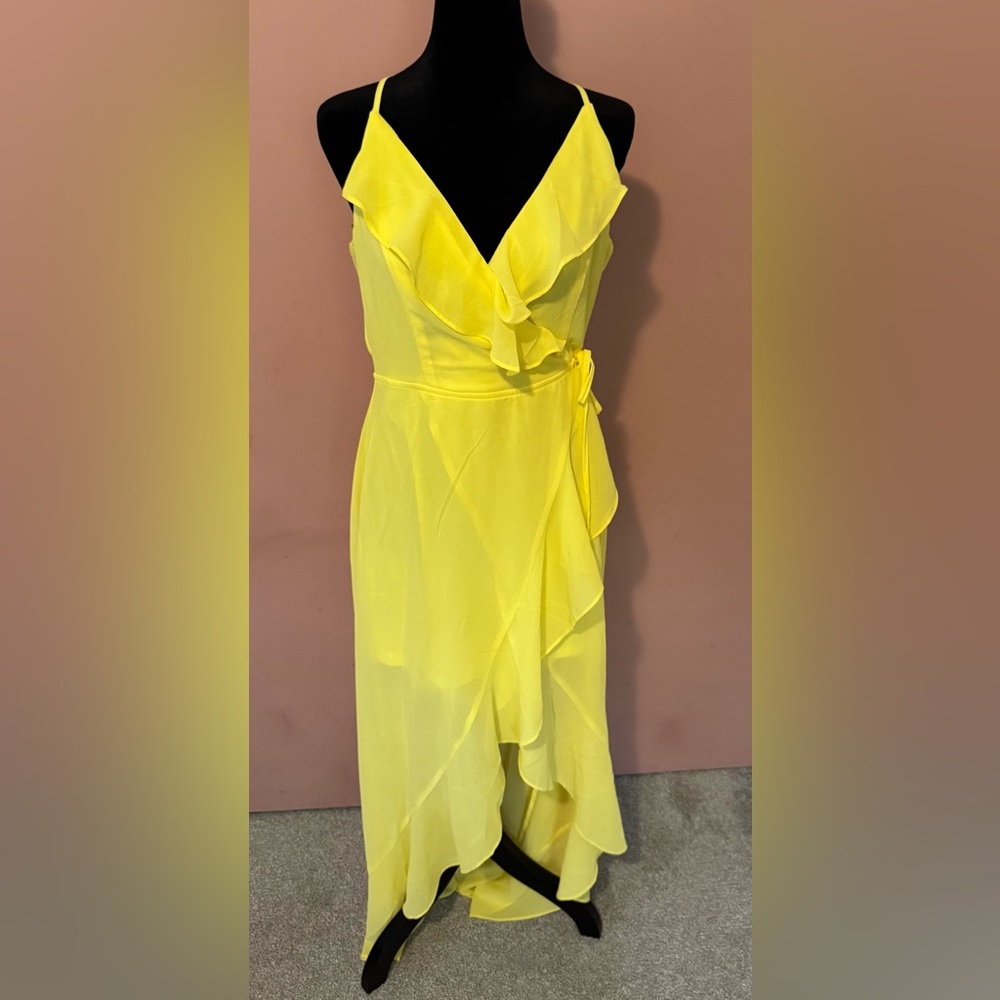 Elegant Yellow Ruffle Dress